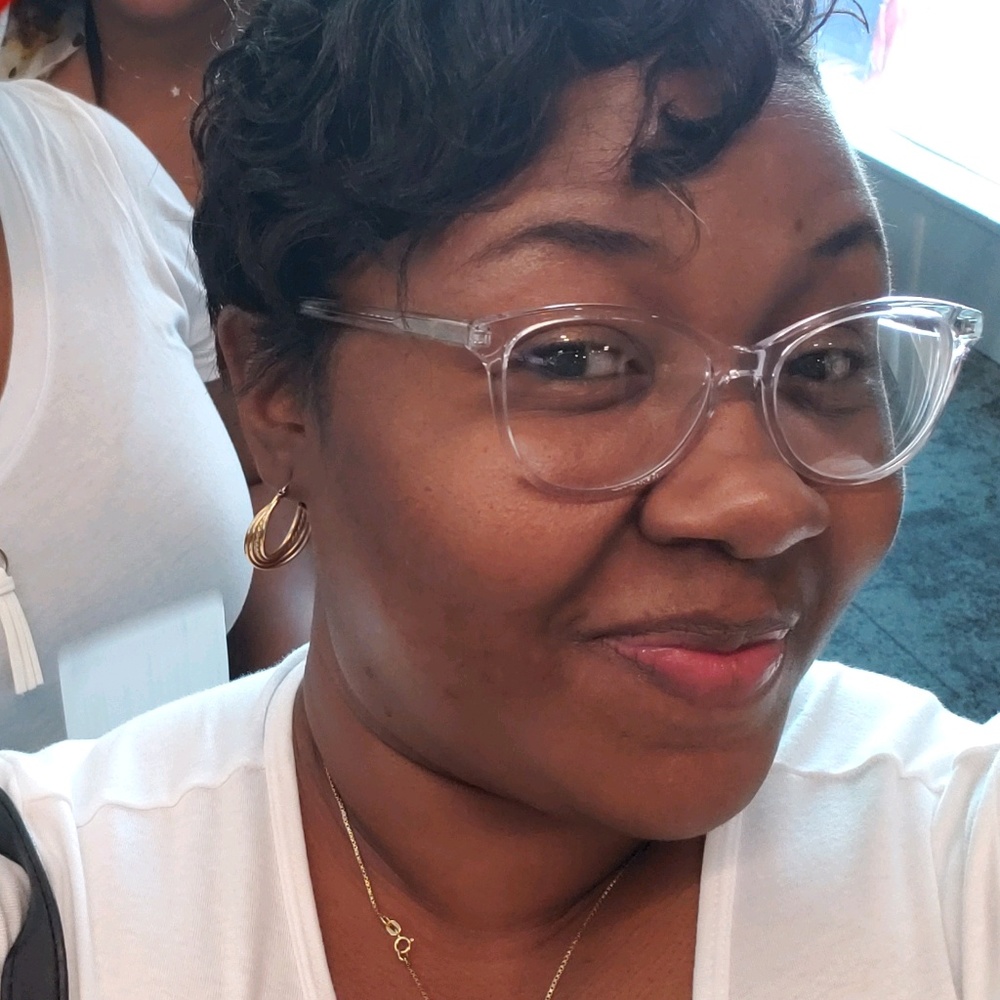 Meet your Posher, Nerlene